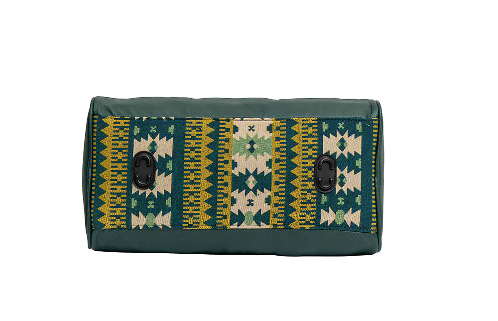 Ethnic Jacquard Print Travel Duffle Bag (Model: OMZ101)