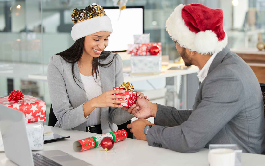 Top Employee Onboarding Gifting Ideas to Make a Lasting First Impression