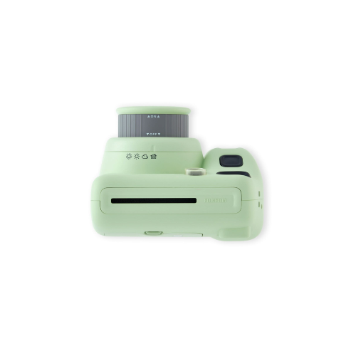 Fujifilm's New Instant Camera Instax Mini SE